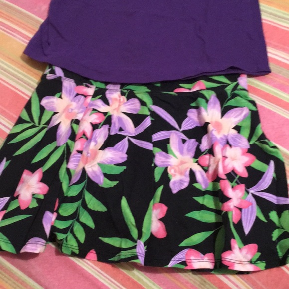 Girls skirt & top - Picture 2 of 8